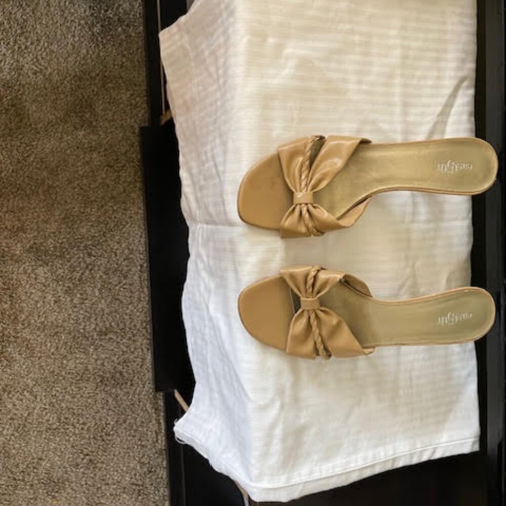 WOMEN SHOES